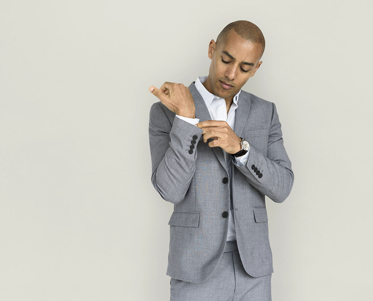 Retouches et ajustements de vêtements